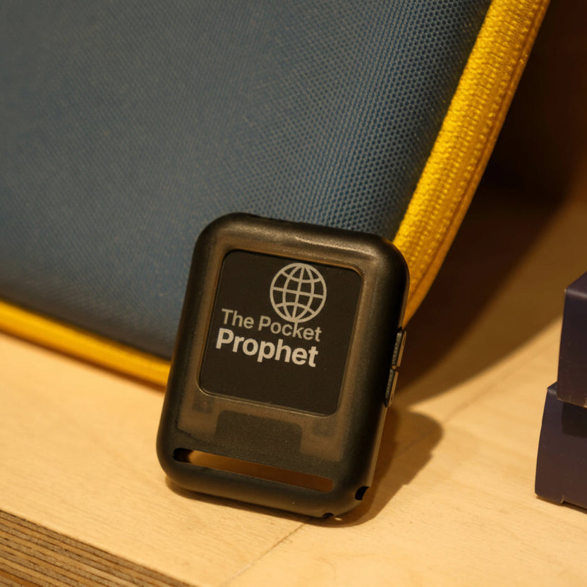 The Pocket Prophet – Pocket-Sized Decision Maker & Digital Fidget Toy