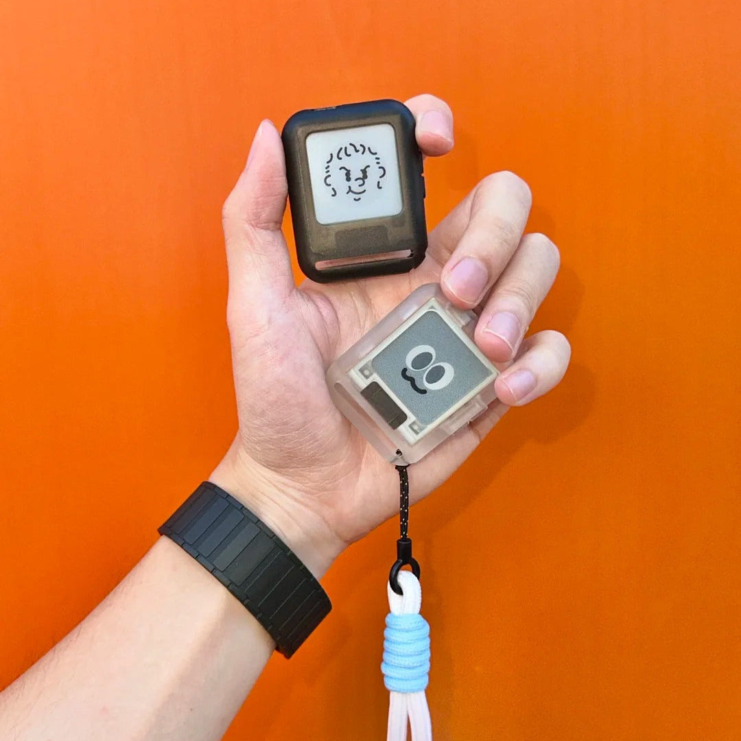 The Pocket Prophet – Pocket-Sized Decision Maker & Digital Fidget Toy
