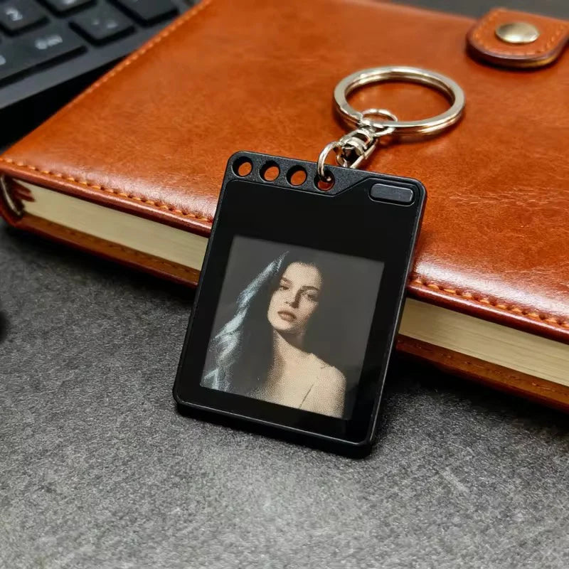 KOKOGOL E-Ink Smart Tag — Customizable Photo Tracker for Apple Find My