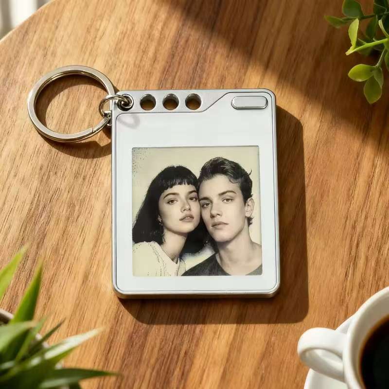 KOKOGOL E-Ink Smart Tag — Customizable Photo Tracker for Apple Find My